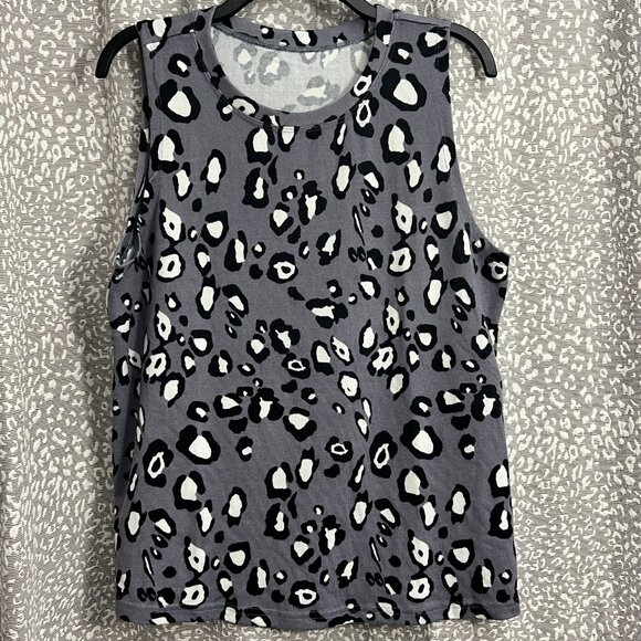 Leopard Print Tank Tops - Lot of 2 - Picture 9 of 13